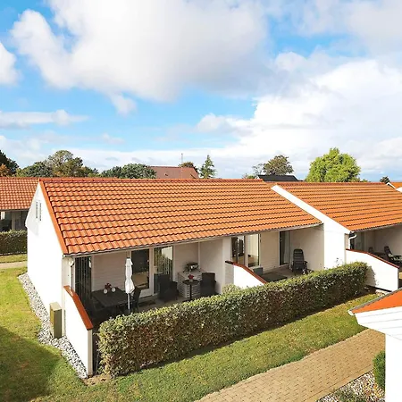 4 Person In Aeroskobing-by Traum Ærøskøbing