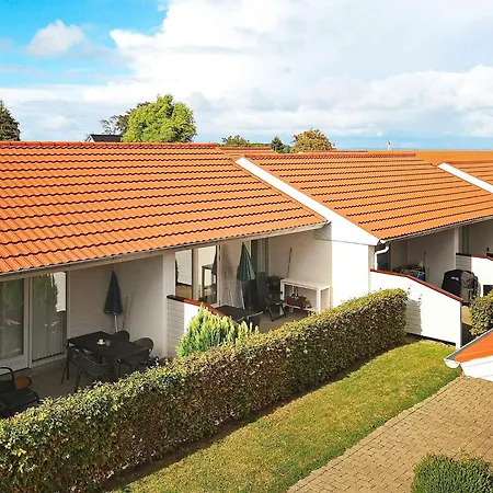 4 Person In Holiday home *